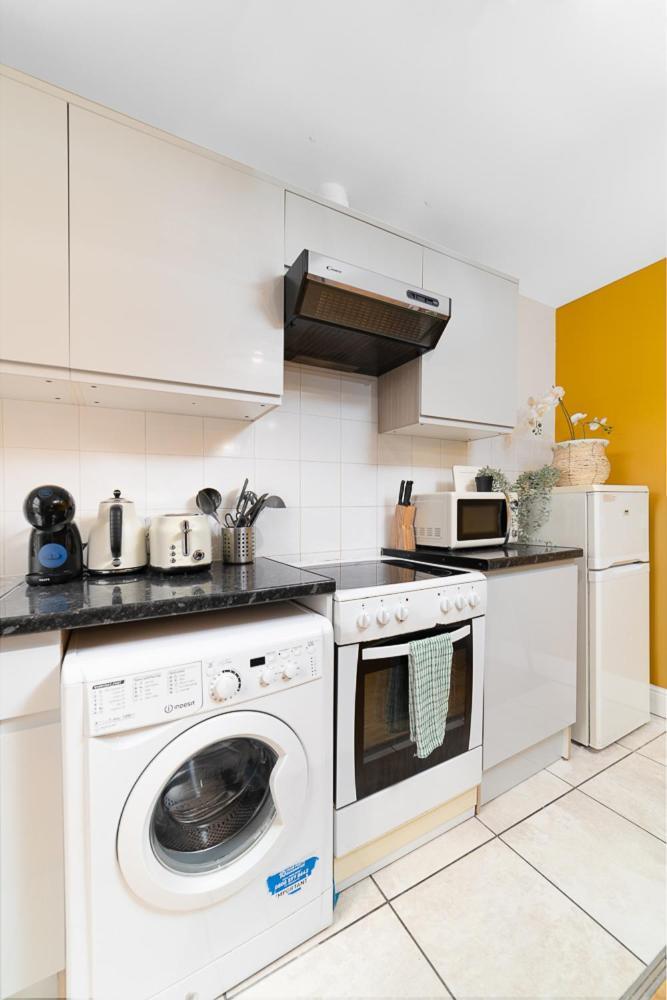 Appartamento Bayswater Twelve Londra Esterno foto